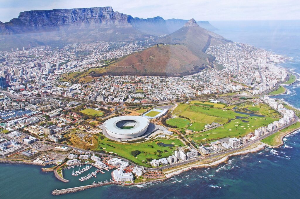 explore capetown with shuttle service in cape town